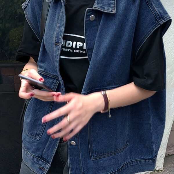 Women's Sleeveless Denim Jacket, Solid Color Turn-Down Collar, Loose Fit, Single-Breasted Casual Versatile Street Style Jean Outerwear for Spring/Summer